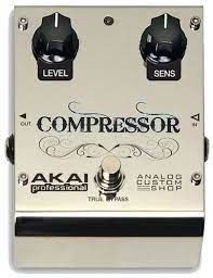 Akai Professional Compressor  Compressor Effects Pedal